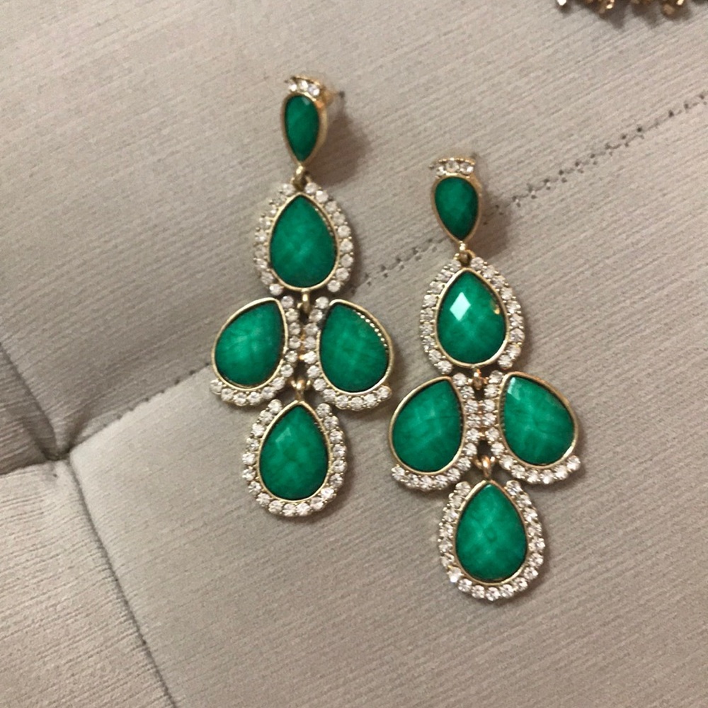 Amrita Singh chandelier earrings